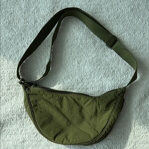 Uniqlo Green Belt Bag